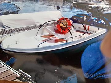 Barca ELBA 540 con motore Honda 25 cv