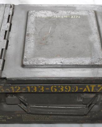 Cassa metallo tedesca portamunizioni mm20 vintage