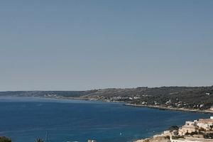 Villetta panoramica tra borgo e mare ( 1- 6 mesi )