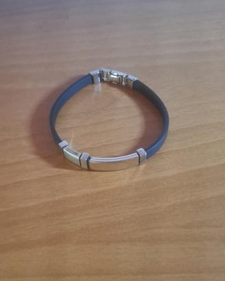 Bracciale in caucciù nero e acciaio
