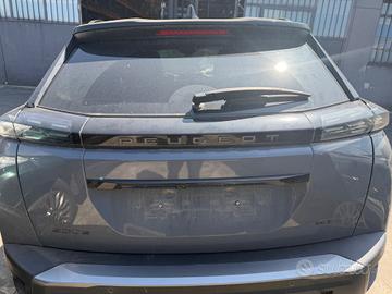 baule posteriore peugeot 2008 gt line