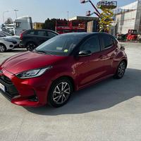 TOYOTA Yaris 1.5 Hybrid 5 porte Lounge OK NEOPAT