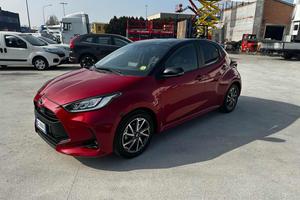 TOYOTA Yaris 1.5 Hybrid 5 porte Lounge OK NEOPAT