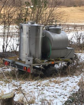 CARRELLO CON CISTERNE IN ACCIAIO