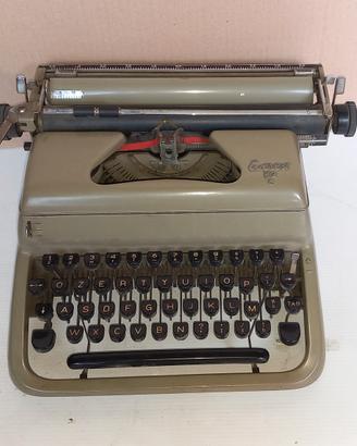 macchina da scrivere Olivetti Everest k2 c 