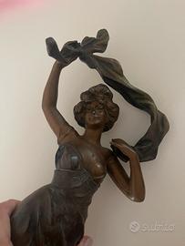 Paillard scultura donna Art Nouveau in bronzo