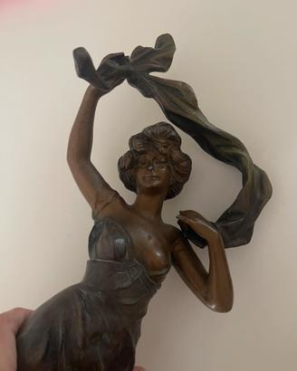 Paillard scultura donna Art Nouveau in bronzo