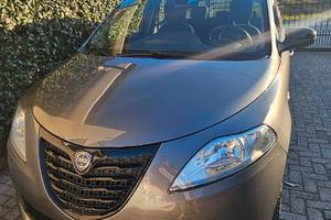 Ypsilon 1.2 8v Gold ecochic Gpl 69cv E6