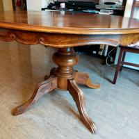 Tavolo tondo in legno