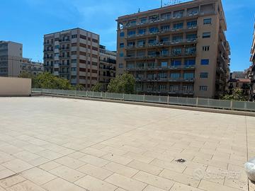 Corso italia trivani con terrazzo