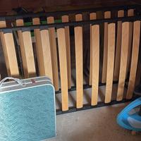 Rete letto singolo con materasso