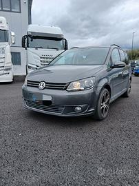 volkswagen touran 7 posti 