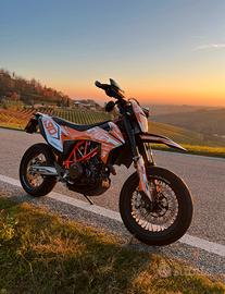 Ktm 690 smc-r depo libretto
