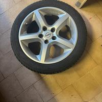 Cerchi e gomme opel astra