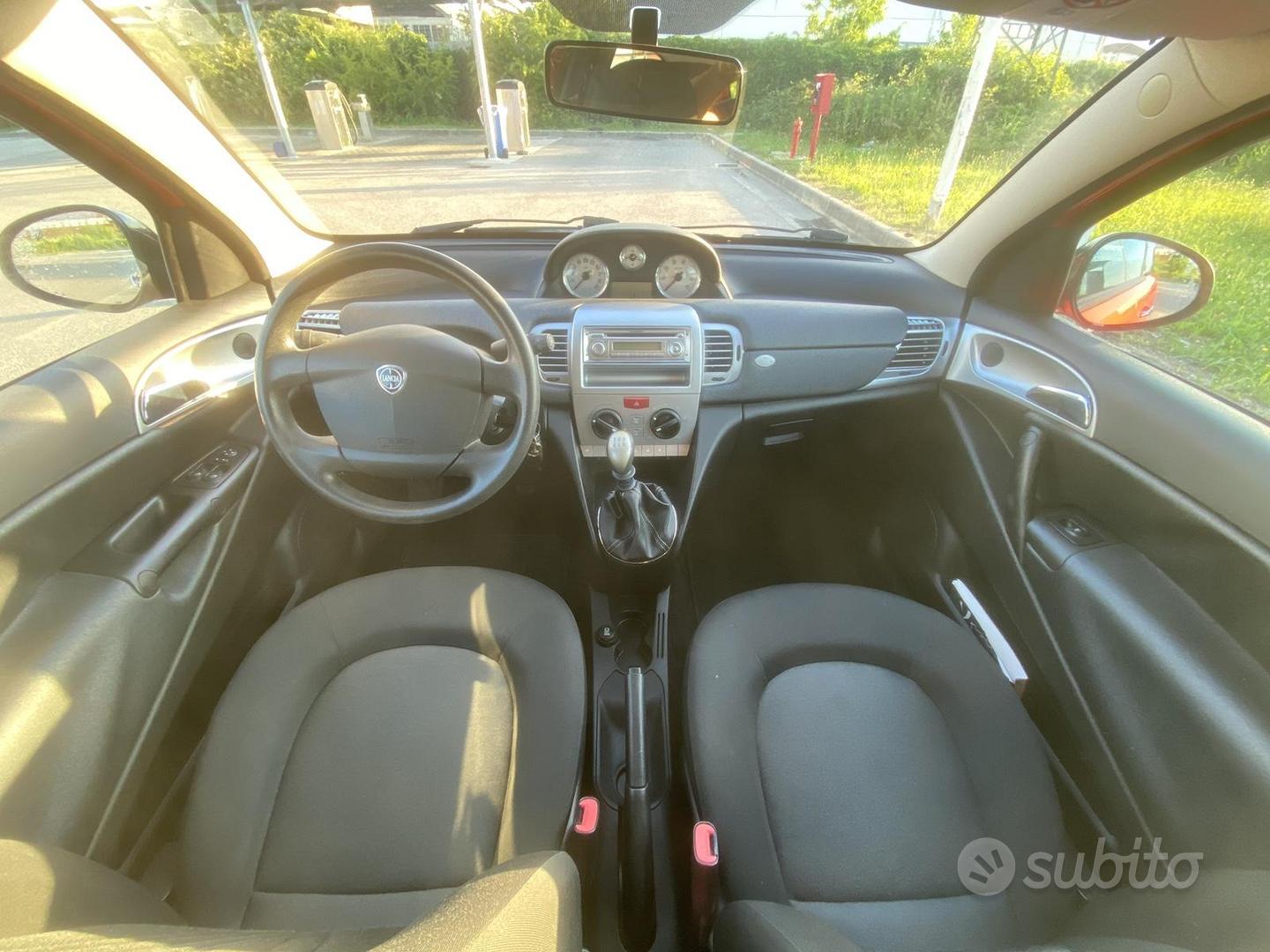 Dacia Ypsilon 2011 photo 5