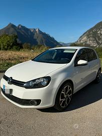 VW Golf 6 (anno 2010) 1.6 TDI 105cv