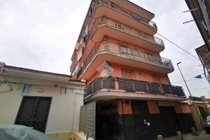 3 LOCALI A CASTELLAMMARE DI STABIA