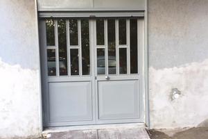 Locale nuovo