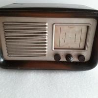 Radio Magnadyne SV18 a valvole