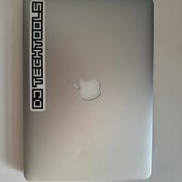 Macbook pro early 2015 128gb