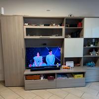 Mobile soggiorno (larg 3.01 m X 2.10m Altezz)