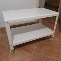 Tavolo in acciaio con ruote ikea