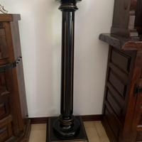 Colonna in legno vintage