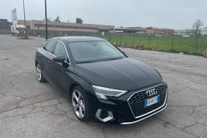 Audi A3 Sedan 35 1.5 TFSI mhev Business Advanced