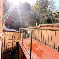 CASA SEMINDIPENDENTE A GENOVA