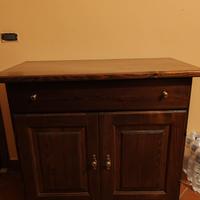 Mobile in vero legno di pino