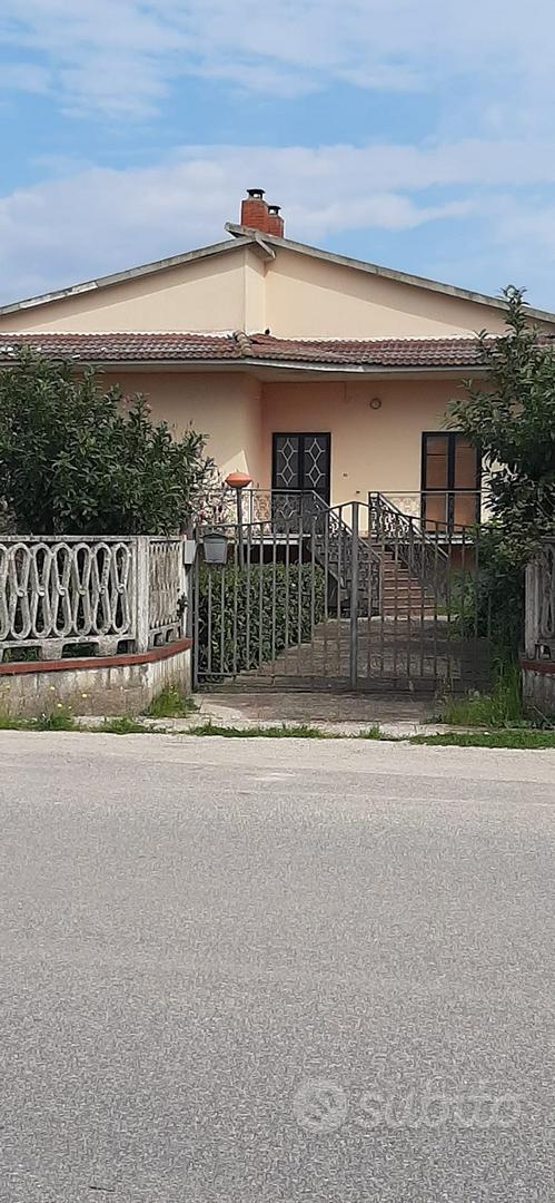 Casa – BN - Vista 5