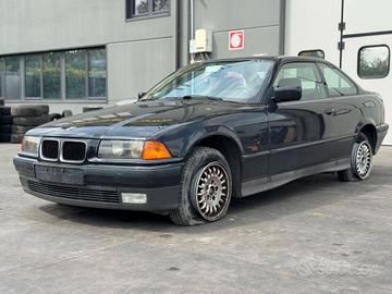 BMW 318IS COUPE' E36 per ricambi usati 184S1