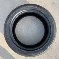 Pneumatici Tesla Model Y 255/45R19