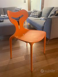 Sedia arancione