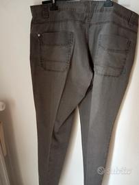 Pantaloni uomo tipo jeans marrone 