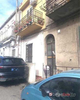 Bordonaro su strada 2 vani con accessori