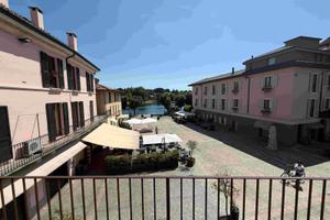 Centro, fronte fiume , ufficio di mq.120