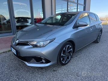 Toyota Auris 1.4 D-4D 90cv LOUNGE my16"