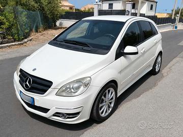 Mercedes-Benz Classe B 180 CDI Restyling 109 CV NU