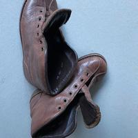 Scarponi artigianali in pelle e Vibram