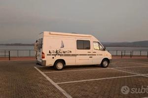 camper la strada mercedes 
