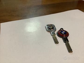 Lotto 2 chiavi BMW anni 80/90 in argento