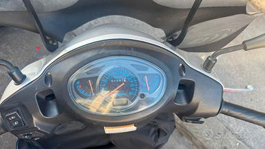 Suzuki UX Sixteen 150 - 2009