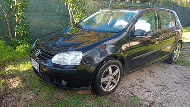 VOLKSWAGEN GOLF 5 TDI