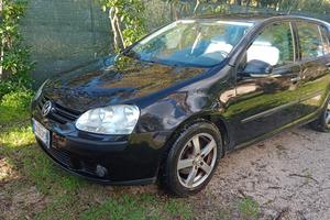 VOLKSWAGEN GOLF 5 TDI