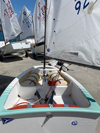 Barca a vela optimist