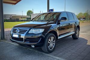 Volkswagen Touareg 3.0 V6 TDI DPF tiptronic