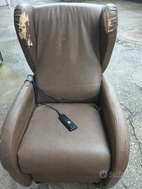 poltrona reclinabile elettrica