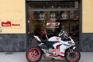 Ducati Panigale V2 bianca anno 2022