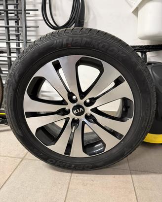 Pneumatico e cerchio18 originali KIA SPORTAGE 2010